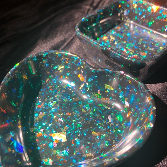 Black & Rainbow Glitter Heart Or Square Ring Dish - Picture 4 of 17